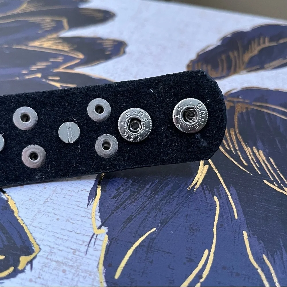 Vintage 1990s YIK FUNG Black Leather Silver Spike Studded Punk Bracelet C3